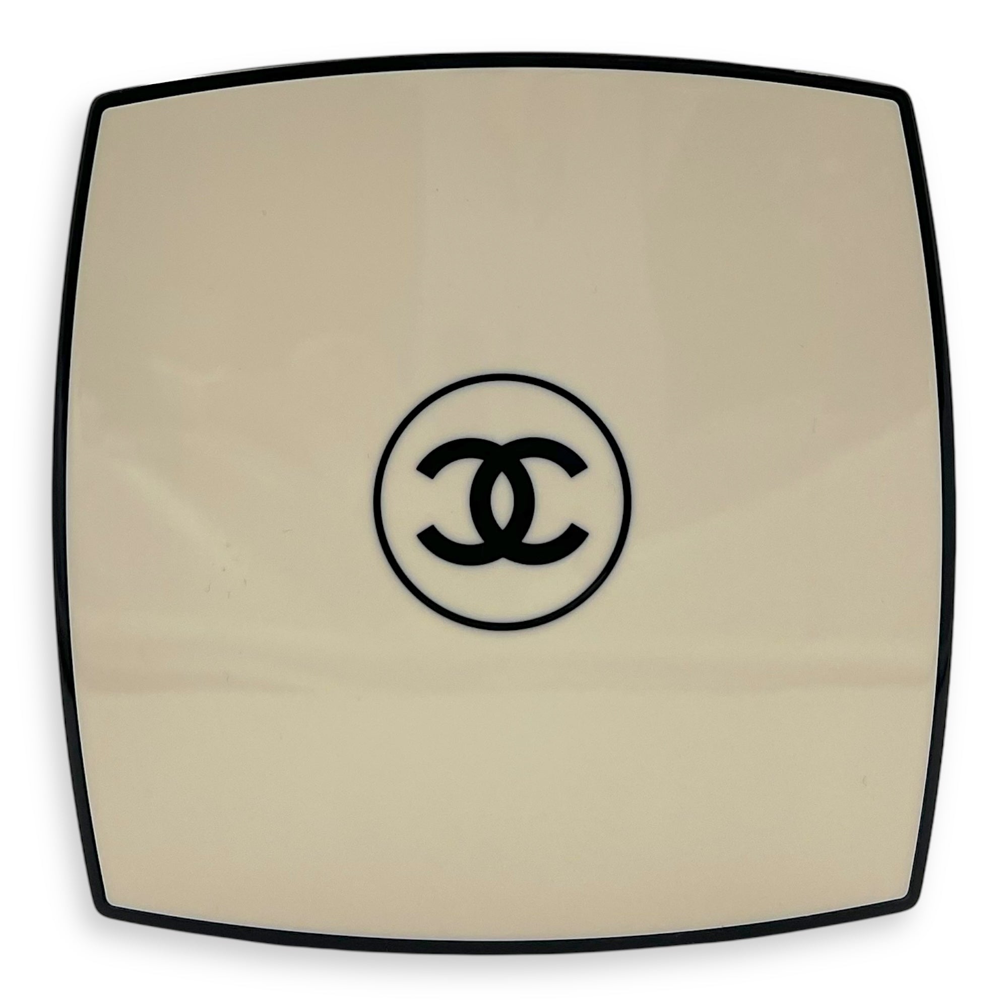 Compact Minaudieure Beige Crossbody Bag in, Silver hardware