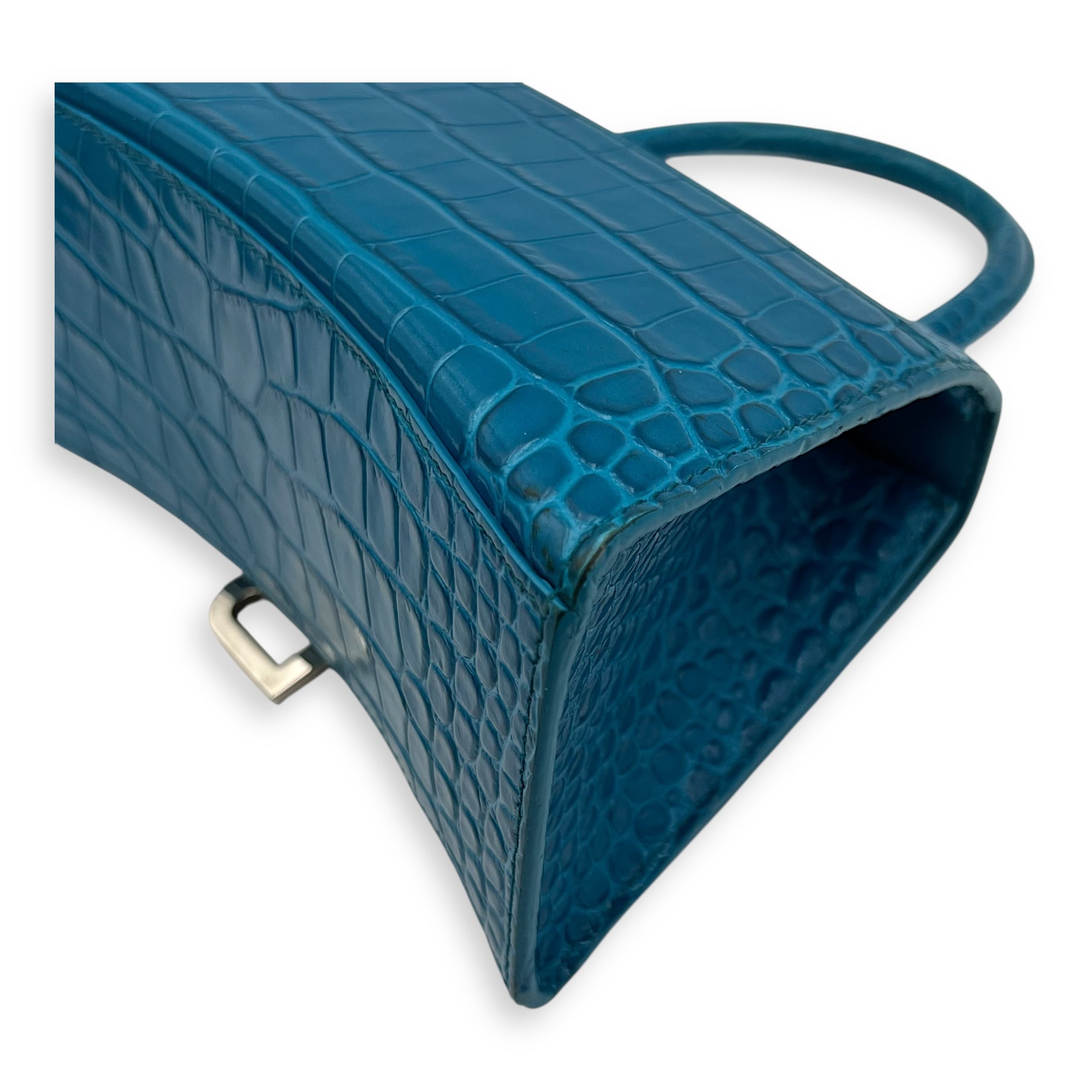 Hourglass Top Handle Bag Blue in Crocodile Embossed Calfskin, Silver hardware - Image 11