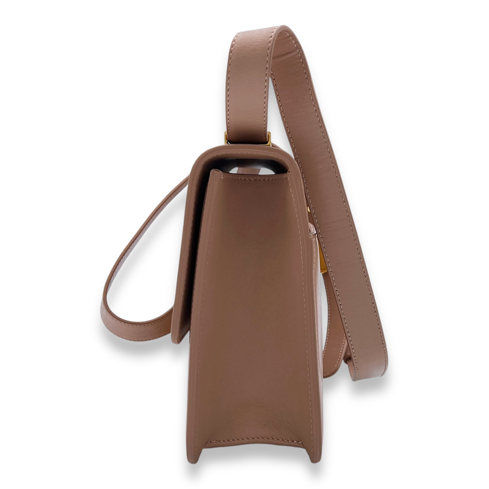 Montaigne 30 Shoulder bag in Calfskin, Gold Hardware - Image 4