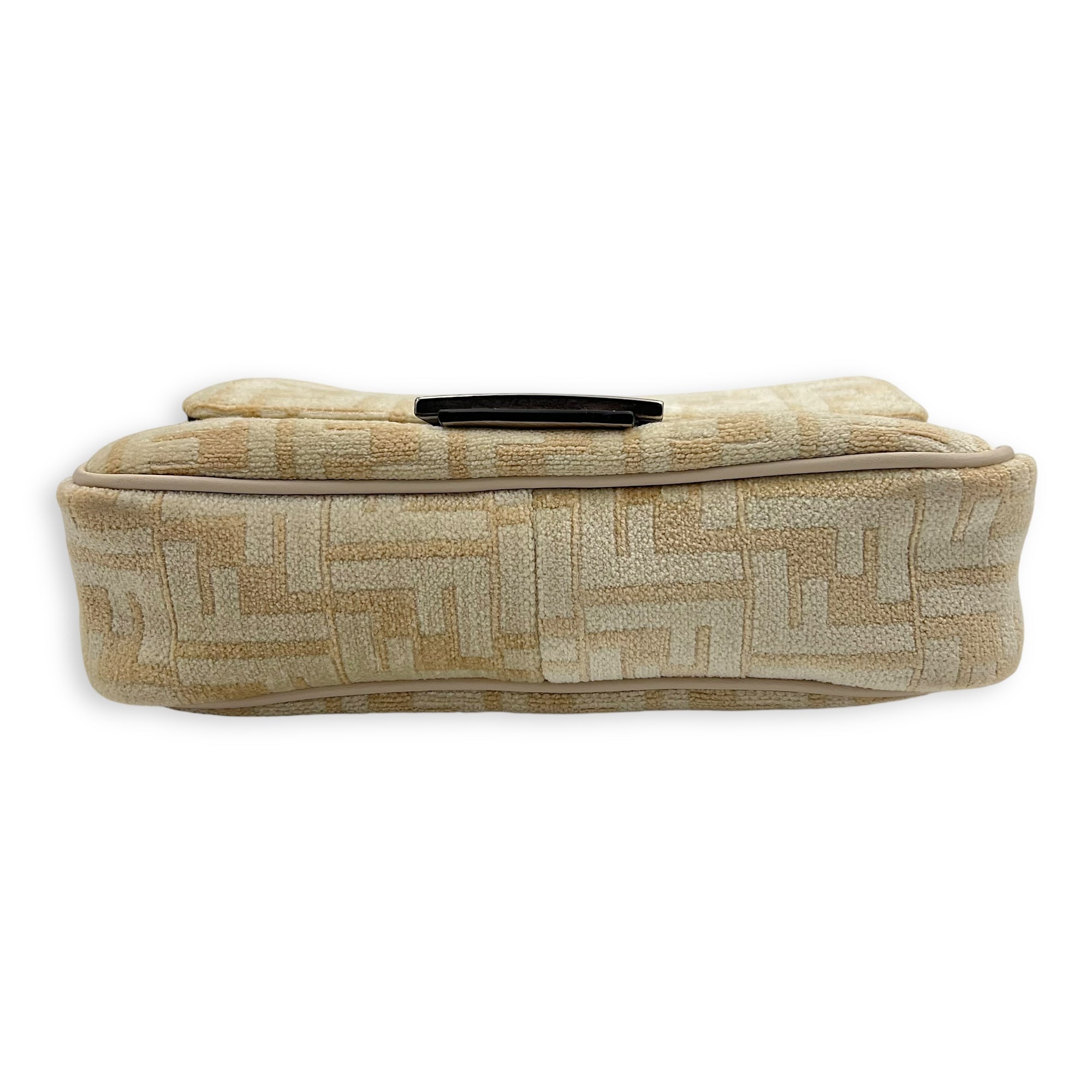 Baguette Shoulder Bag Beige in Velvet, Silver hardware - Image 4