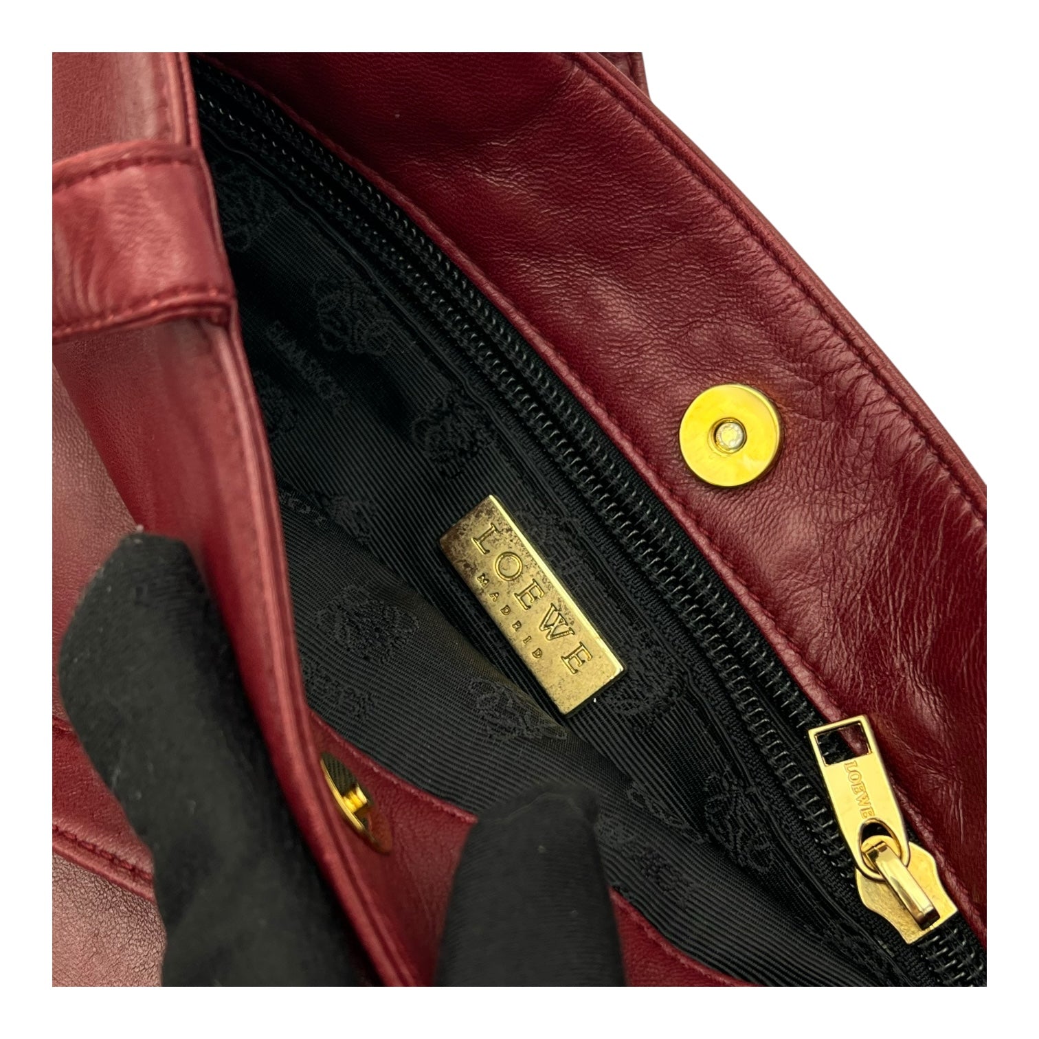 Anagram Tote Bag Red in Lambskin, Gold hardware - Image 11